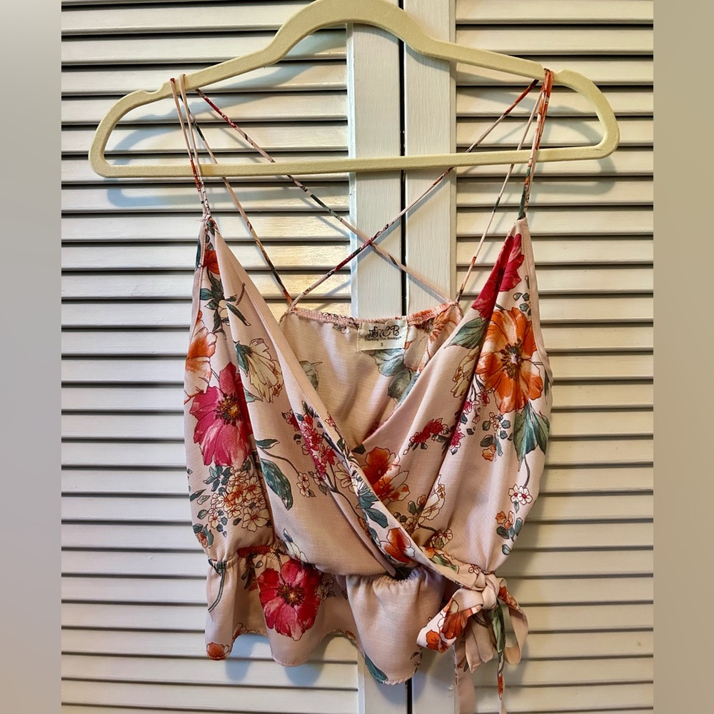 TCB Light Pink Floral Cropped Tank with spaghetti straps - Size Small